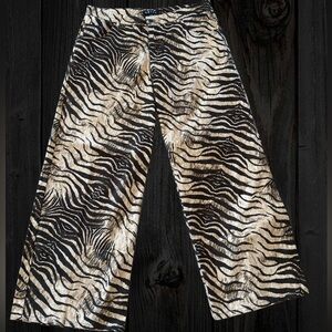 Princess Polly Low Rise Baggy Tiger Jean